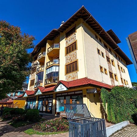 Rosa Edificio Jardim Da Serra Gramado Luaran gambar